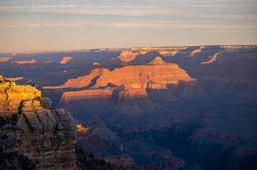 Fototapeta na wymiar Sunrise at the Grand Canyon National Park