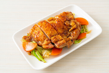 teppanyaki chicken steak with cabbage and carrot