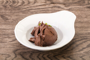 Chocolate spread with nazelnut