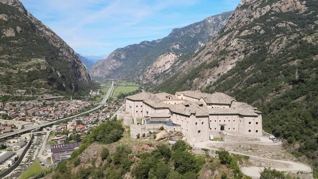 Valle d&rsquo;Aosta is known for the iconic, snow-capped peaks the Matterhorn, Mont Blanc, Monte Rosa and Gran