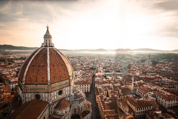 Fototapeta na wymiar High view from Santa Maria del Fiore cathedral in Firenze, Tuscany, Italy.