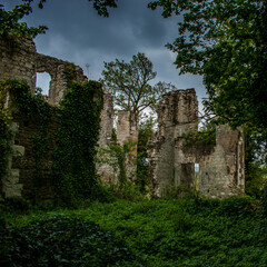 the ruins of Betchworth castle 
