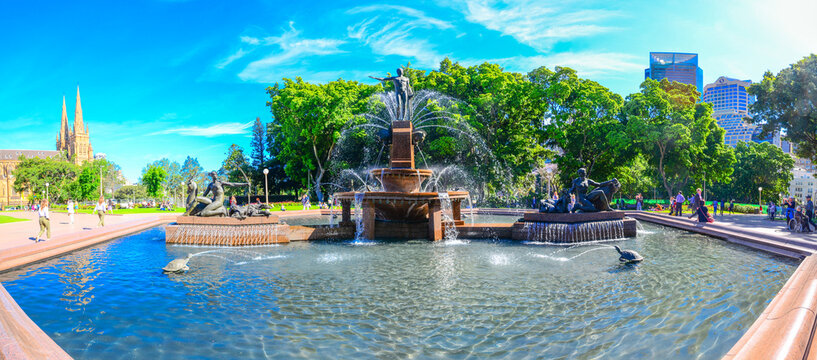 SYDNEY, AUSTRALIA. &ndash; On November 10, 2017. - The Archibald Fountain with the view of St Mary's Cathedral Church is located in Hyde Park, in central Sydney.