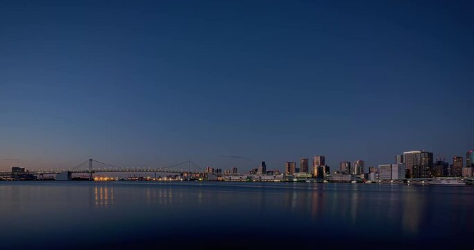 タイムラプス - 東京湾岸の夜明けの風景 FIX