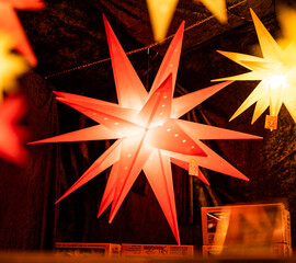 red cristmas star lighted up