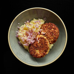 Fried cutlets and mashed potatoes