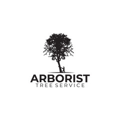 Obraz premium Arborist tree cutter logo design