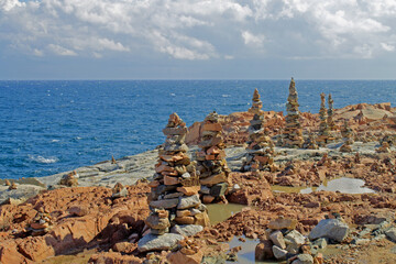 Steintürme am Strand von  Arbatax auf Sardinien