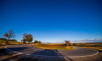 Fototapeta premium Curve on the road