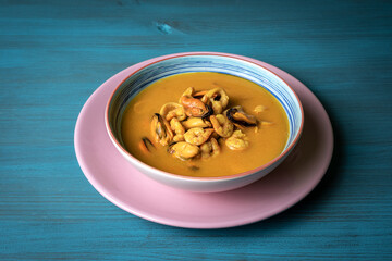 Seafood soup, based on prawns, mussels, clams, hake and squid.
