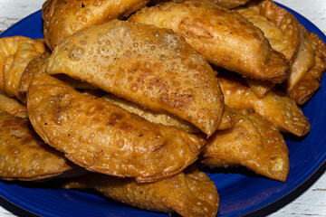 Empanadillas fritas caseras.