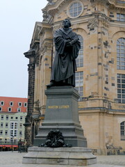 Fototapeta na wymiar Martin Luther Statue in Dresden