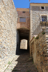 Fototapeta na wymiar Streets of the town of Yanguas (Soria), declared as one of the most beautiful villages in Spain