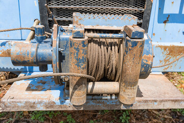 林業用木材運搬車のウインチ