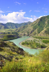 Fototapeta na wymiar The confluence of Katun and Chuya in the Altai Mountains