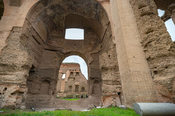 ruina de las termas romanas de Caracalla en Roma Italia	