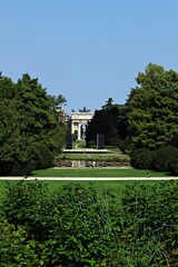 Obraz premium Italy, Milan: View of Arch of Peace.