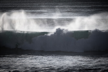 Powerful breaking waves in southwest of France