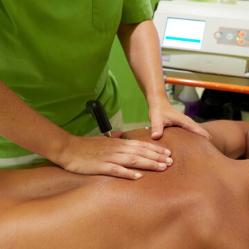 Masaje manos fisioterapia
