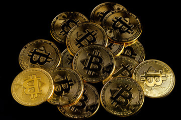 たくさんの仮想通貨 暗号通貨 硬貨 コイン