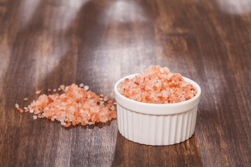 pink himalayan salt in white ceramic bowl