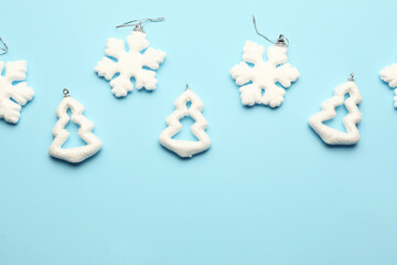 Obraz premium Christmas decorations on blue background