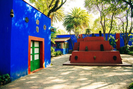 MEXICO CITY, MEXICO - DECEMBER 2019 Colorful courtyard at the Frida Kahlo Museum
