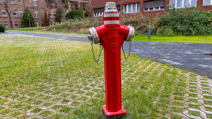 Hydrant Feuerwehr - obrazy, fototapety, plakaty