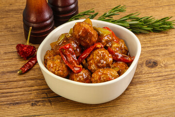 Meat ball in tomato sauce