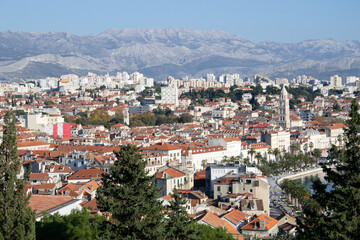 Fototapeta na wymiar View of the city Split