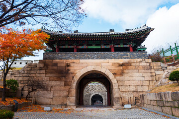 Obraz premium Changuimun Gate rear view, one of the Eight Gates of Seoul in the fortress wall of Seoul, South Korea.