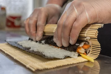 Fototapete Rund Sushi Vorbereitung kochen asiatisch © Ronny