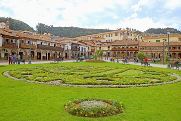 Obraz premium Street Scene of Plaza de Armas in the Historical Center of Cusco, Former Capital of the Inca Empire, Peru