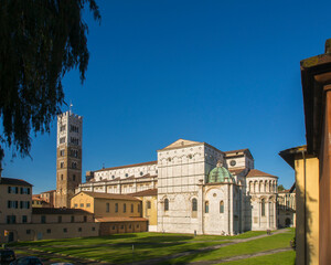 Fototapeta premium Italia, Toscana, la città di Lucca. La Cattedrale di San Martino.