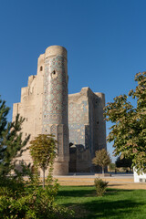 Fototapeta na wymiar Uzbekistan, city of Chakhrisabz (old Kech) the ruins of the gate to the Ak Saray Palace, 