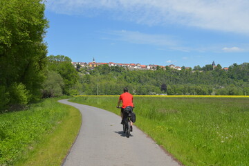 Saaleradweg bei Orlam&uuml;nde in Th&uuml;ringen