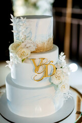 Obraz na płótnie Canvas wedding cake at the wedding of the newlyweds