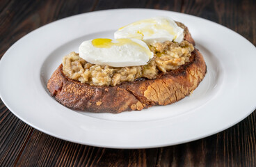 Sandwich with baked eggplant