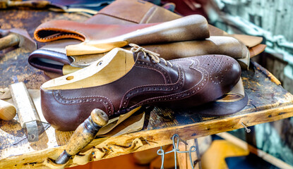 shoemaking with old shoe lasts