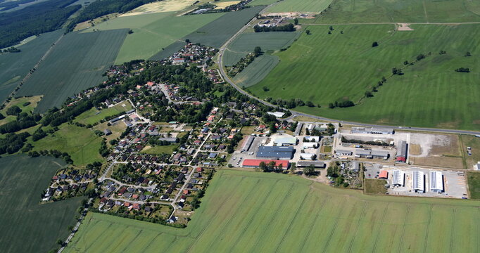 Kemnitz bei Greifswald,  Gewerbegebiet 2016