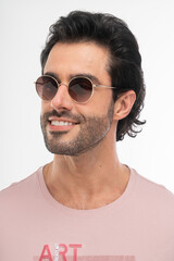 Fototapeta premium man with glasses, studio shot.