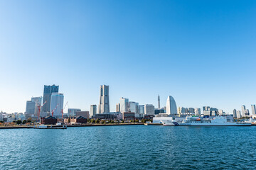 Fototapeta na wymiar 横浜大さん橋から見たみなとみらいの風景