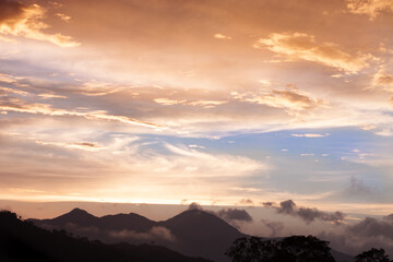Fototapeta premium sunset in the mountains