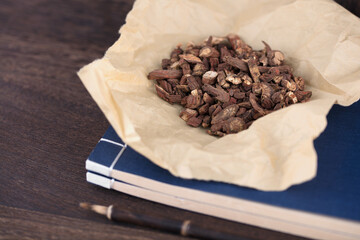 Chinese traditional salvia miltiorrhiza papyrus package