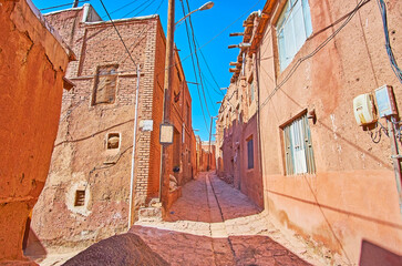 Walk the old narrow street of the oldest Iranian Abyaneh village
