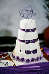 wedding cake for a holiday big tall