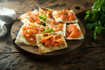 Smoked salmon tart with chives