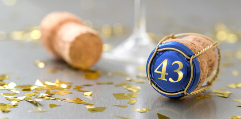 Champagne cap with the Number 43 - obrazy, fototapety, plakaty