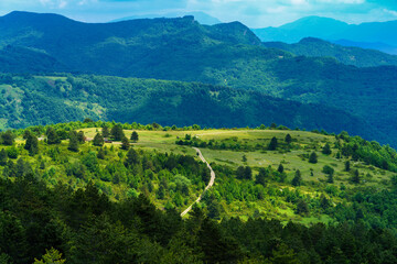 Fototapeta premium Mountain landscape along Forca di Presta, Marche, italy