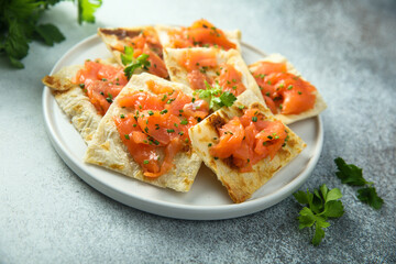 Smoked salmon tart with chives